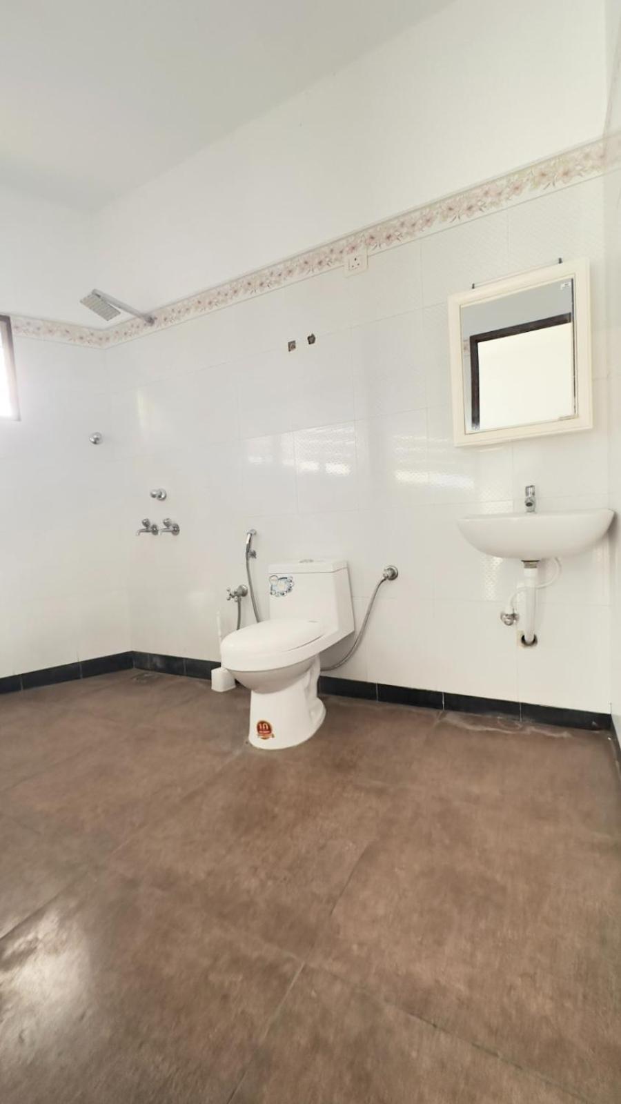 Apartment Downtown Manor-panavila Thiruvananthapuram